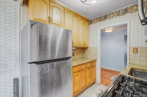 Kitchen - 2552 E 7 St #1H, Brooklyn, NY 11235 photo 3 of 3