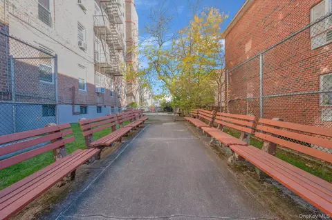 Other - 2552 E 7 St #1H, Brooklyn, NY 11235 photo 3 of 8