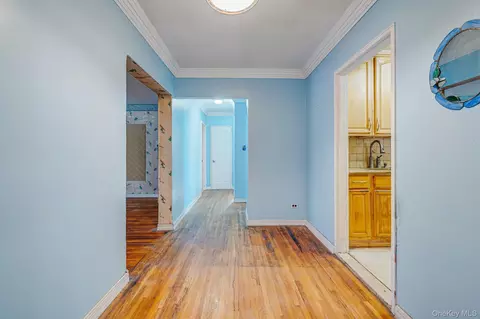 Entry Way - 2552 E 7 St #1H, Brooklyn, NY 11235 photo 1 of 1