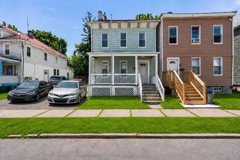 457 1st St, Newburgh, NY 12550