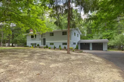 12 Dale Rd, Ramapo, NY 10952