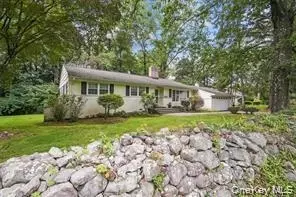 28 River Rd, Ramapo, NY 10901