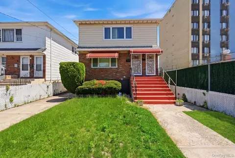 442 Beach 68th St, Arverne, NY 11692