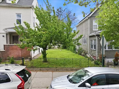 Other - 844-48 E 215th St, New York, NY 10467 photo 1 of 2