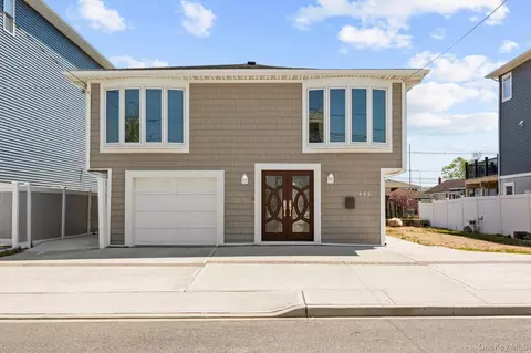 455 Nassau Ave, Freeport, NY 11520
