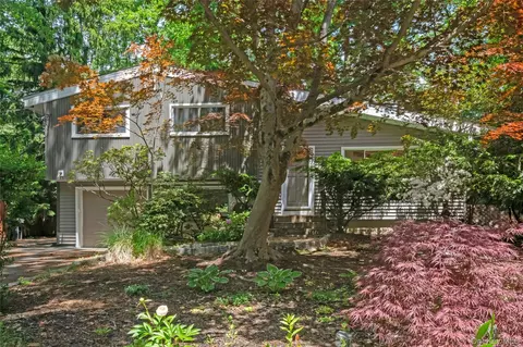 3 Shaw Ln, Greenburgh, NY 10530