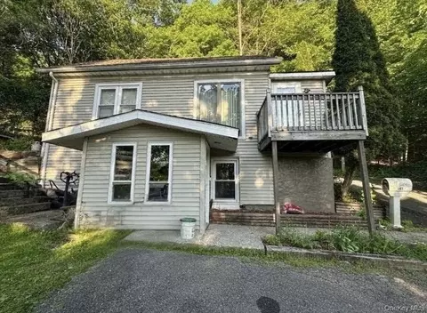 161 4th Ave, Kingston, NY 12401