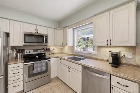 Kitchen - 14 Baumer Rd, Shawangunk, NY 12589 photo 3 of 3