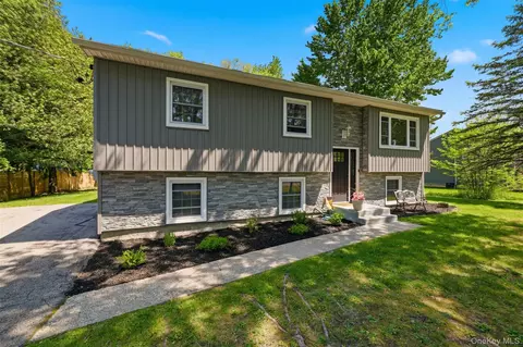 Exterior - 14 Baumer Rd, Shawangunk, NY 12589 photo 2 of 7