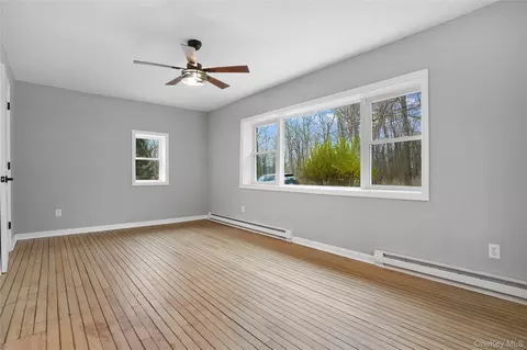 Living - 517 E Mountain Rd N #515-517, Philipstown, NY 10516 photo 5 of 5