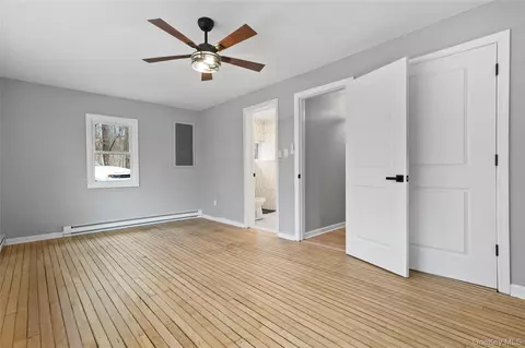 Bedroom - 517 E Mountain Rd N #515-517, Philipstown, NY 10516 photo 2 of 7