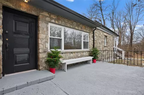 Exterior - 517 E Mountain Rd N #515-517, Philipstown, NY 10516 photo 4 of 5