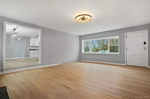 Living - 517 E Mountain Rd N #515-517, Philipstown, NY 10516 photo 4 of 5