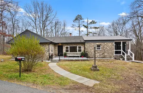 517 E Mountain Rd N #515-517, Philipstown, NY 10516