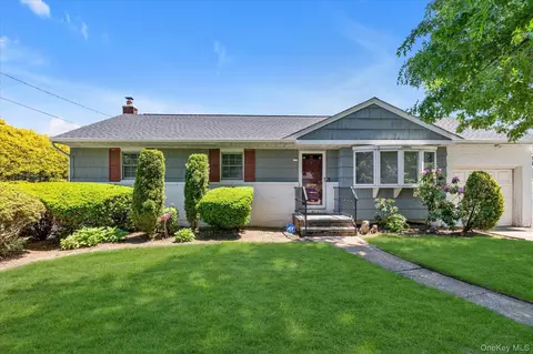 668 Mead Ter, Hempstead, NY 11550