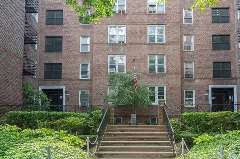 120-10 85th Ave #5H, Kew Gardens, NY 11415
