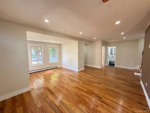 119-48 190th St, New York, NY 11412