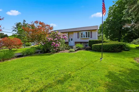 24 Beatty Rd, Wappinger, NY 12590