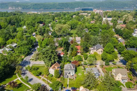 View/Area - 21 Barnard Ave, Poughkeepsie, NY 12601 photo 4 of 4