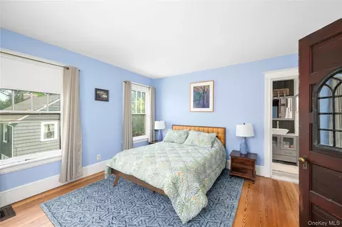 Bedroom - 21 Barnard Ave, Poughkeepsie, NY 12601 photo 1 of 7