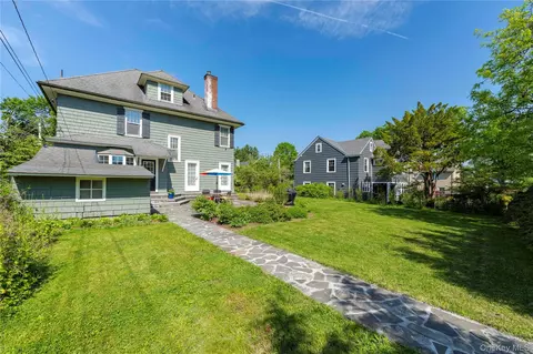 Exterior - 21 Barnard Ave, Poughkeepsie, NY 12601 photo 9 of 10