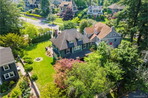 View/Area - 21 Barnard Ave, Poughkeepsie, NY 12601 photo 1 of 4