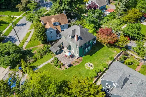 View/Area - 21 Barnard Ave, Poughkeepsie, NY 12601 photo 2 of 4