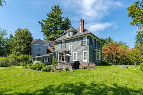 Exterior - 21 Barnard Ave, Poughkeepsie, NY 12601 photo 8 of 10