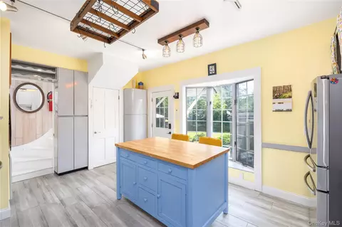 Kitchen - 21 Barnard Ave, Poughkeepsie, NY 12601 photo 3 of 3