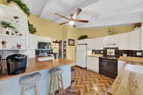 Kitchen - 1 Rockledge Rd, Poughkeepsie, NY 12601 photo 1 of 7