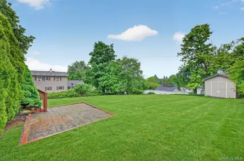 Exterior - 1 Rockledge Rd, Poughkeepsie, NY 12601 photo 4 of 6