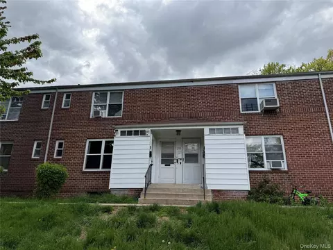219 Rumsey Rd #1A, Yonkers, NY 10705