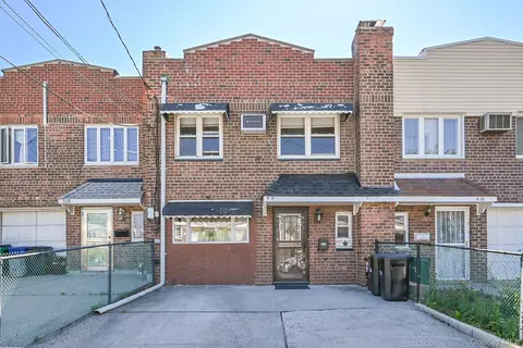 5-11 College Point Blvd, College Point, NY 11356