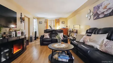1133 Midland Ave #3K, Yonkers, NY 10708