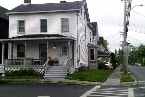 95 Clinton Ave, Kingston, NY 12401