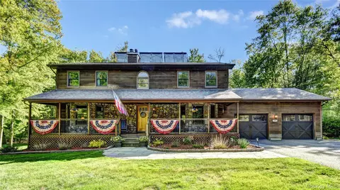 29 Valley View Rd, Mamakating, NY 12721