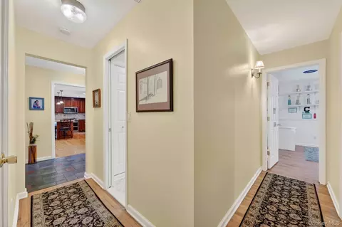 Entry Way - 8 Mountain Brook Rd, Cornwall, NY 12518 photo 3 of 5