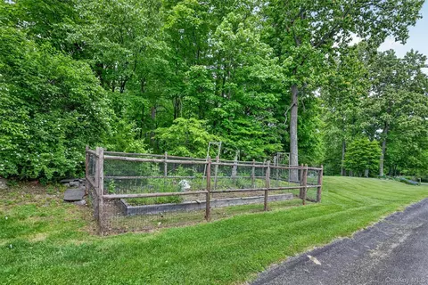 Exterior - 8 Mountain Brook Rd, Cornwall, NY 12518 photo 8 of 11