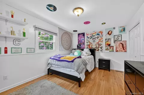Bedroom - 8 Mountain Brook Rd, Cornwall, NY 12518 photo 5 of 5