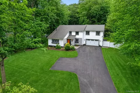 351 Jackson Ave, New Windsor, NY 12553
