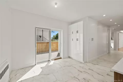 Entry Way - 37 Ewing Ave #202, Ramapo, NY 10977 photo 8 of 13