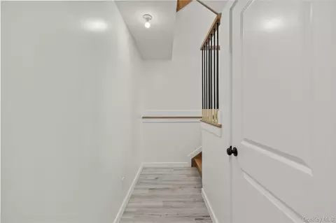 Entry Way - 37 Ewing Ave #202, Ramapo, NY 10977 photo 12 of 13