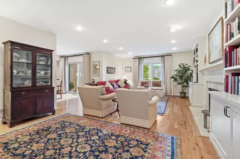 Living - 54 Waters Edge, Rye, NY 10580 photo 3 of 4