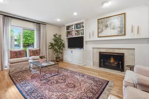 Living - 54 Waters Edge, Rye, NY 10580 photo 2 of 4