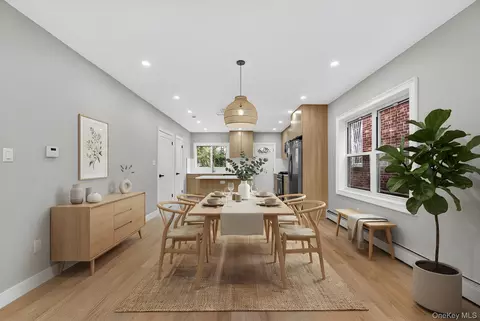 4058 Murdock Ave, New York, NY 10466