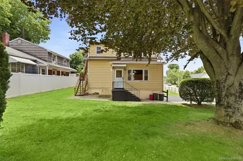 Exterior - 220 Sherman Ave, Peekskill, NY 10566 photo 8 of 9