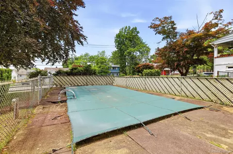 Exterior - 220 Sherman Ave, Peekskill, NY 10566 photo 4 of 9