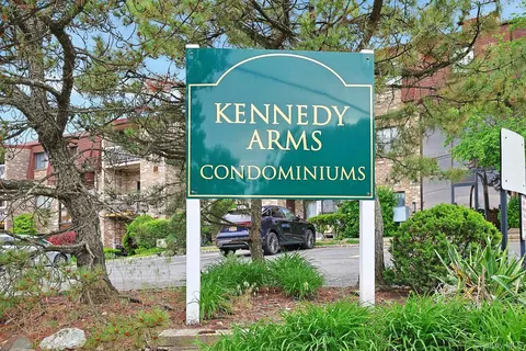 214 Kennedy Dr, Ramapo, NY 10977