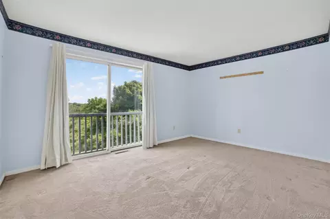 Bedroom - 116 Fields Ln, Peekskill, NY 10566 photo 2 of 5