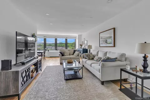 18-35 Corporal Kennedy St #5F, New York, NY 11358